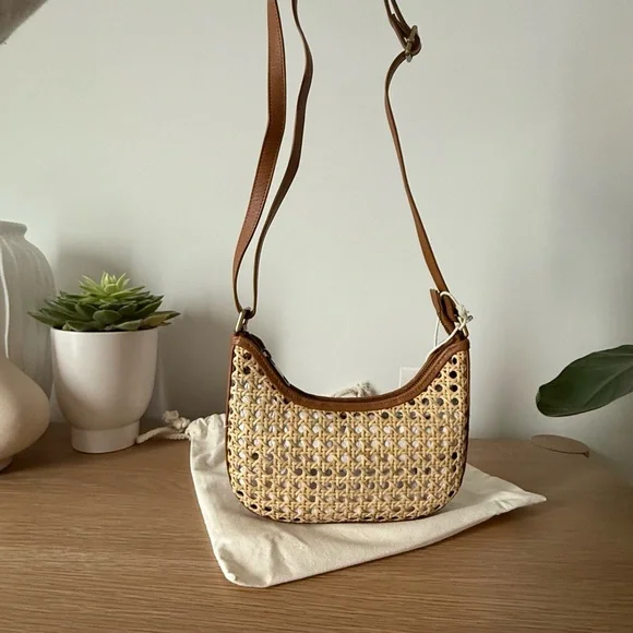 Bembien Mini Sling Rattan Bag - Picture 8 of 9